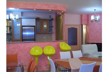 Bulgārija Privát Černomorec, Eksterjers